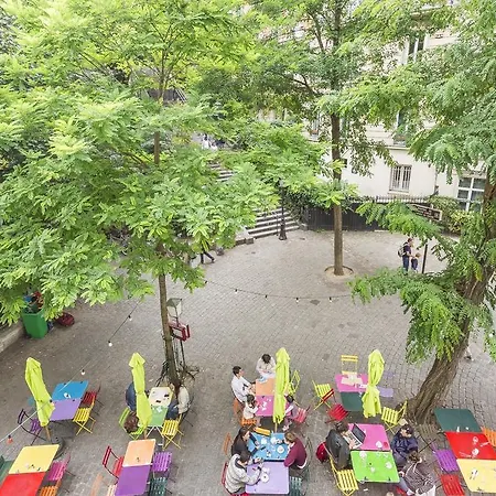 Montmartre : Parvis Du Sacre Coeur *